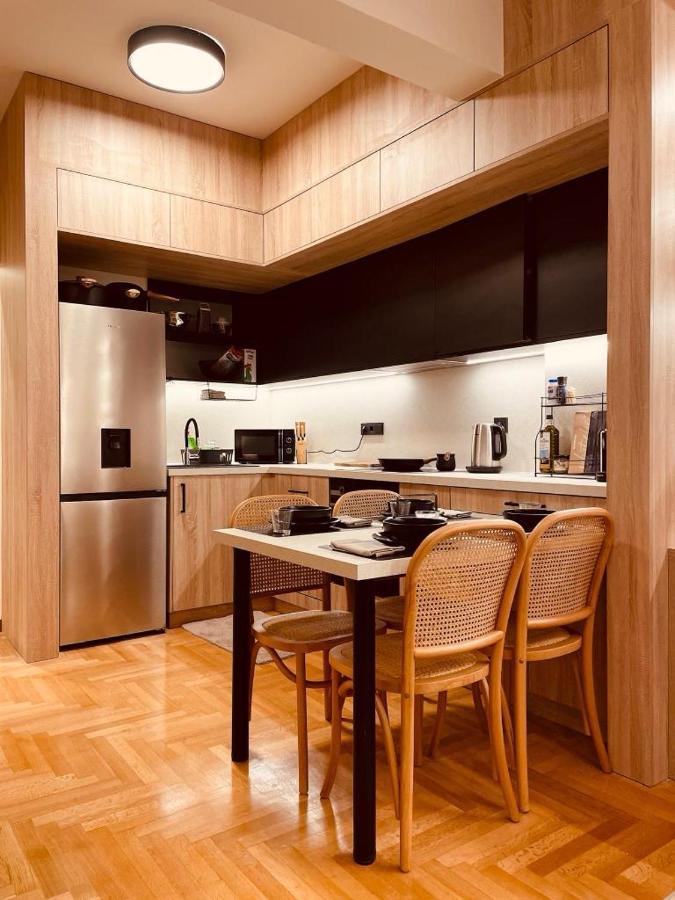 2 Bedroom Apt - Live Like A Local In Kolonaki Athen Eksteriør billede