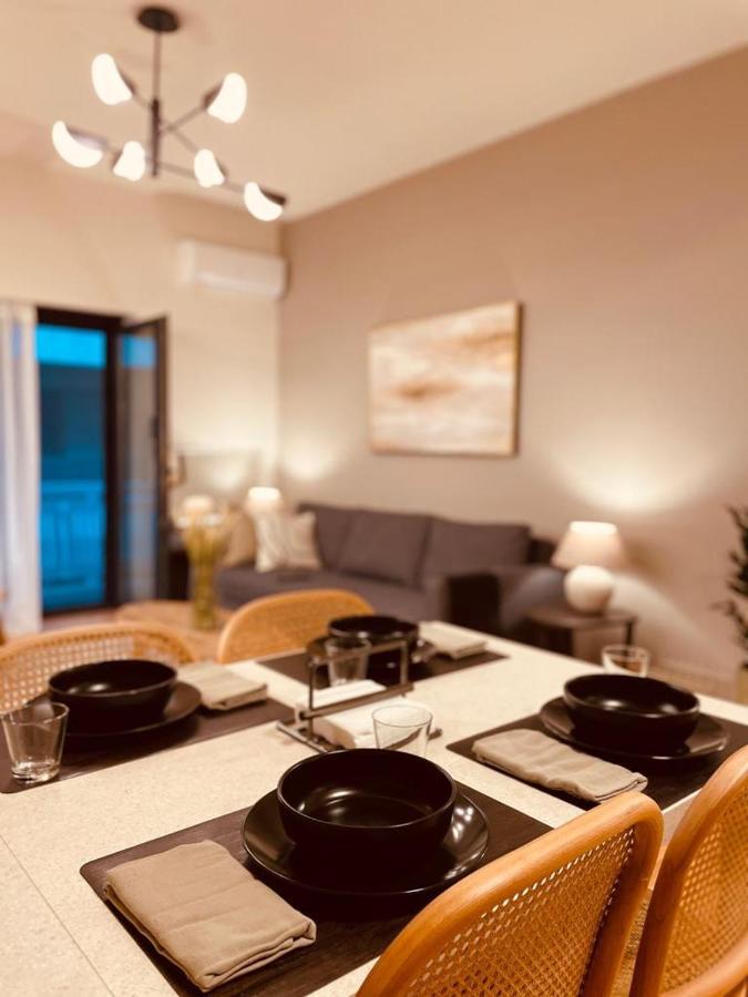 2 Bedroom Apt - Live Like A Local In Kolonaki Athen Eksteriør billede